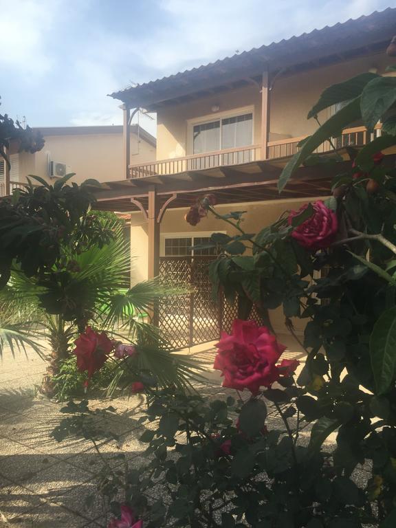 Willa Maria Petros Beach Houses Periwolia Zewnętrze zdjęcie